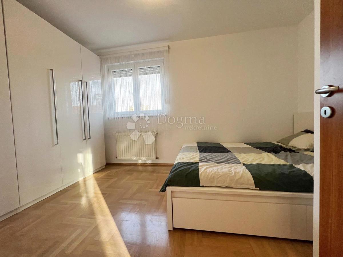 ZAPREŠIĆ, APPARTAMENTO MODERNO VICINO AL CENTRO