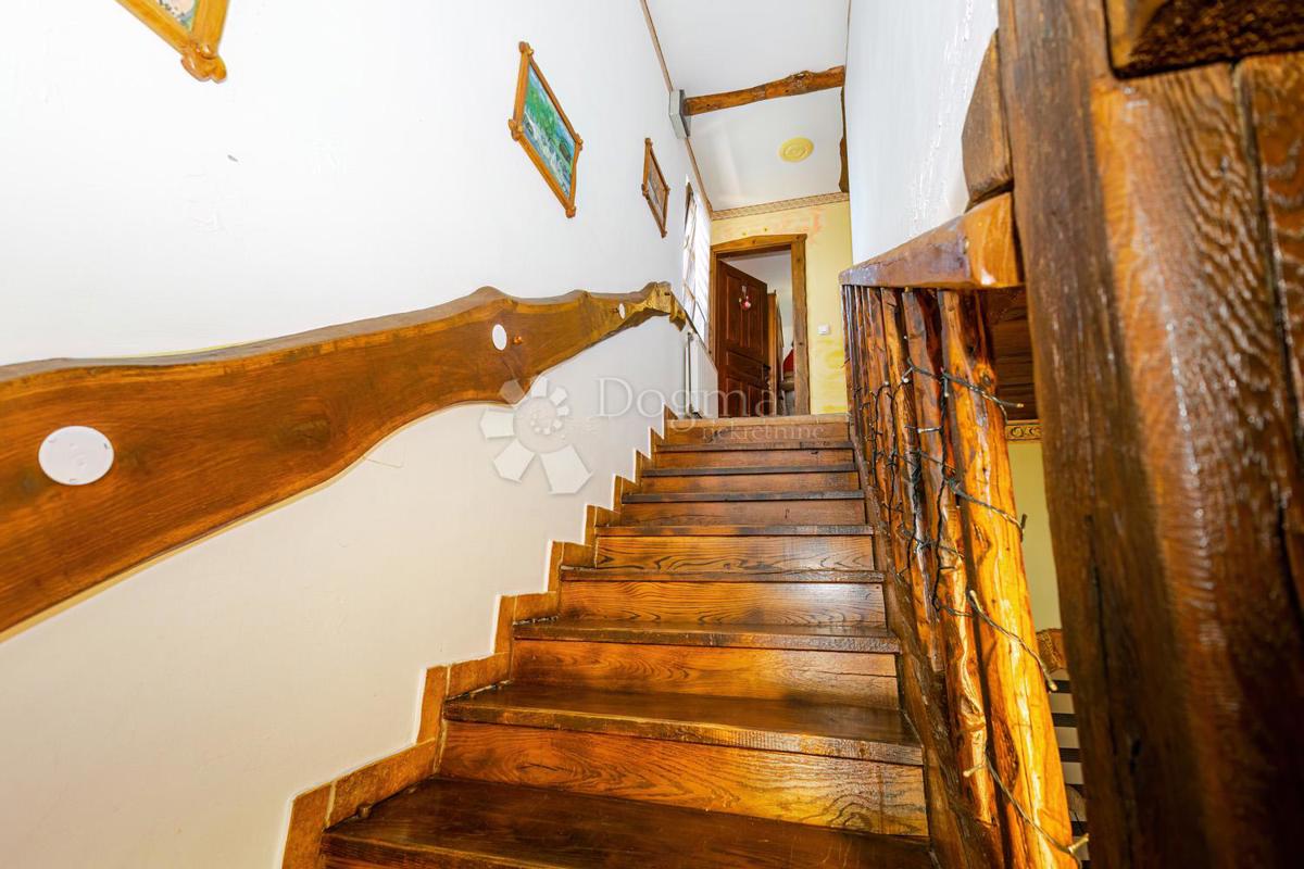 Casa Gredice, Klanjec, 403m2