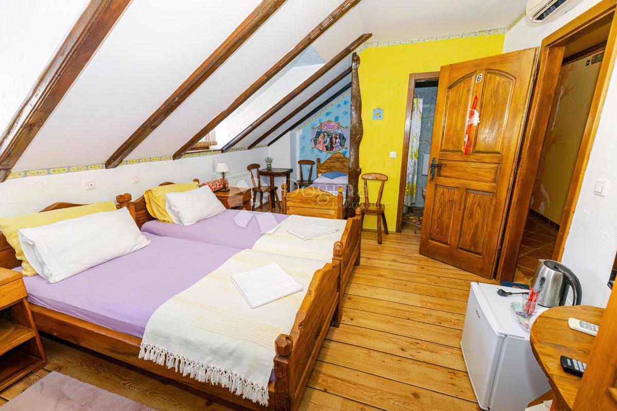Casa Gredice, Klanjec, 403m2