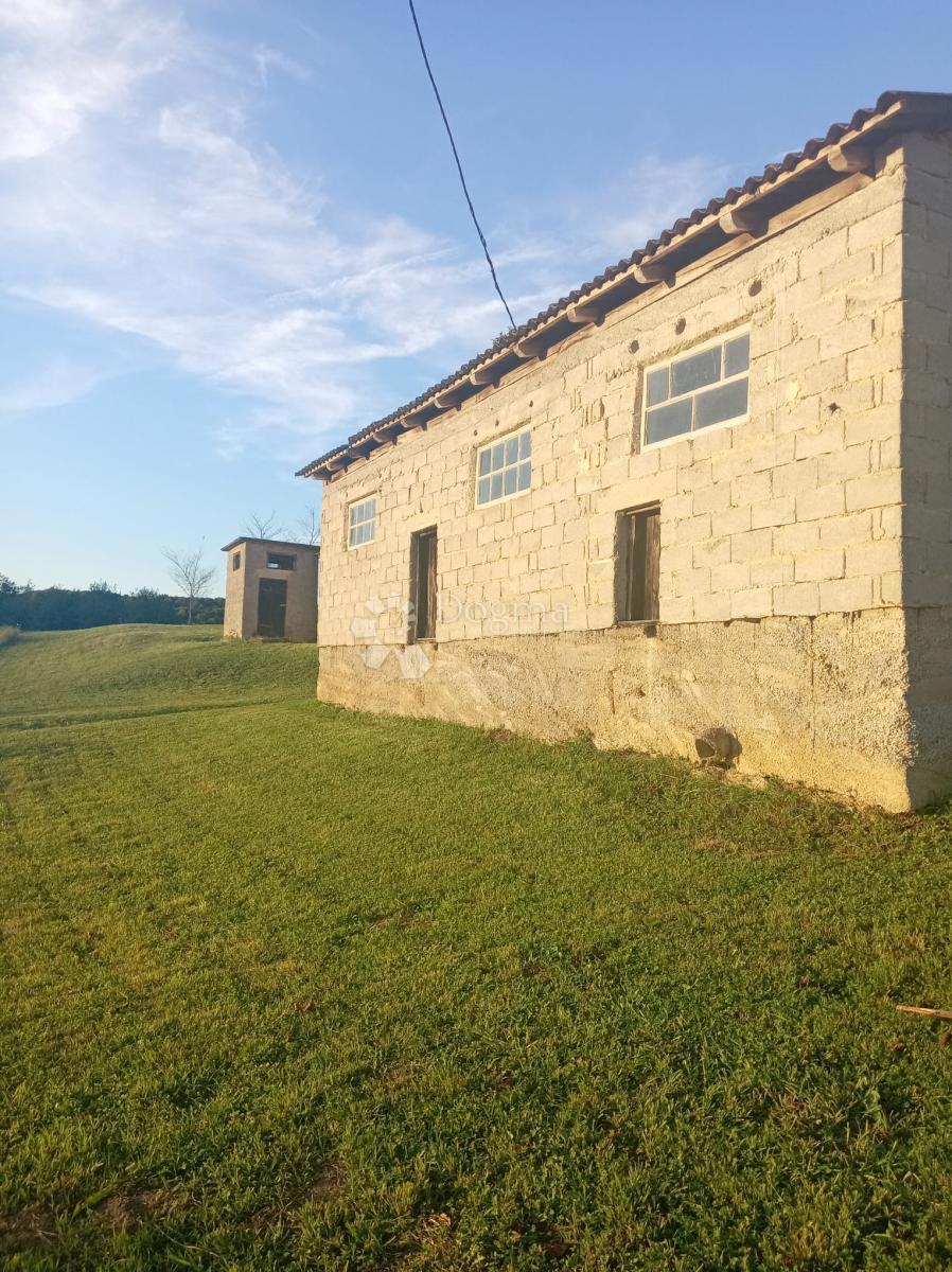 Casa Tušilović, Karlovac - Okolica, 136m2