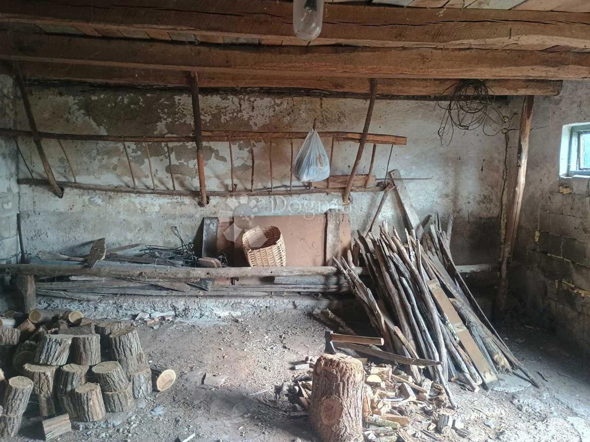 Casa Gornji Kukuruzari, Donji Kukuruzari, 51.948m2