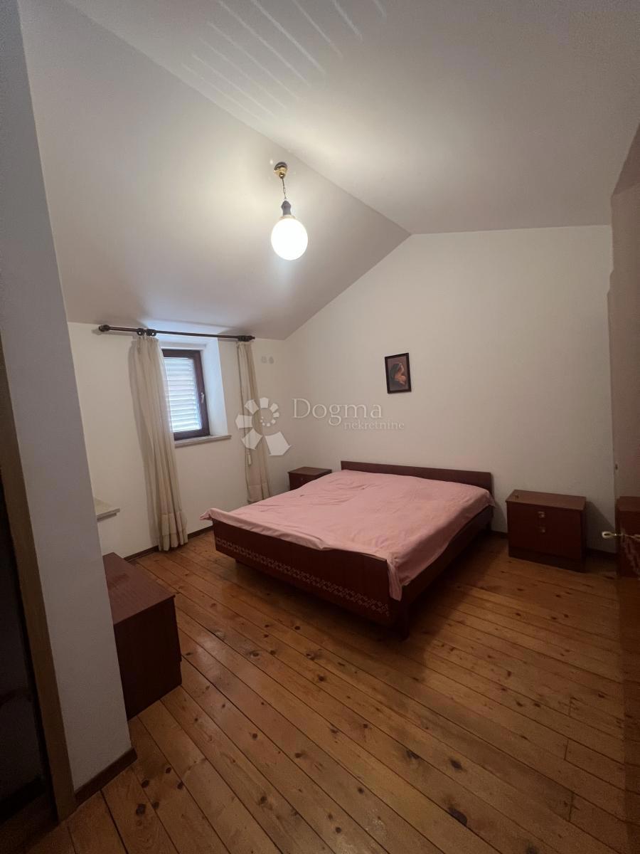 Casa Cokuni, Marčana, 247m2