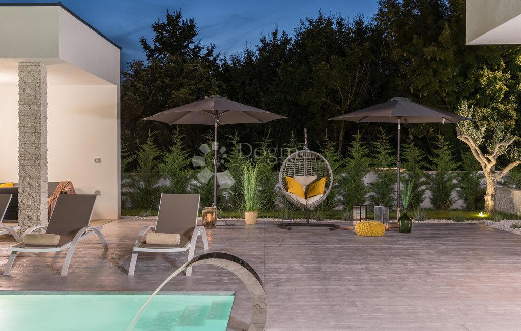 Casa Svetvinčenat, 308m2