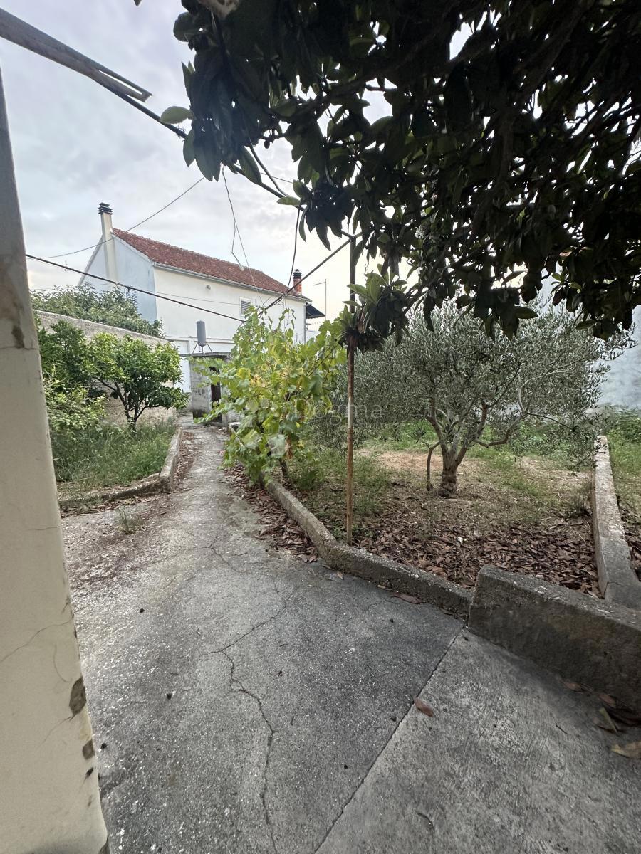 Terreno edificabile Jezera, Tisno, 528m2