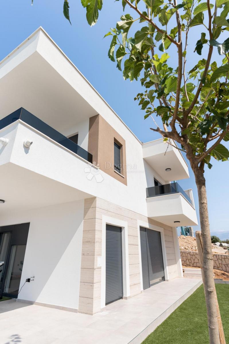 Casa Novalja, 238,96m2