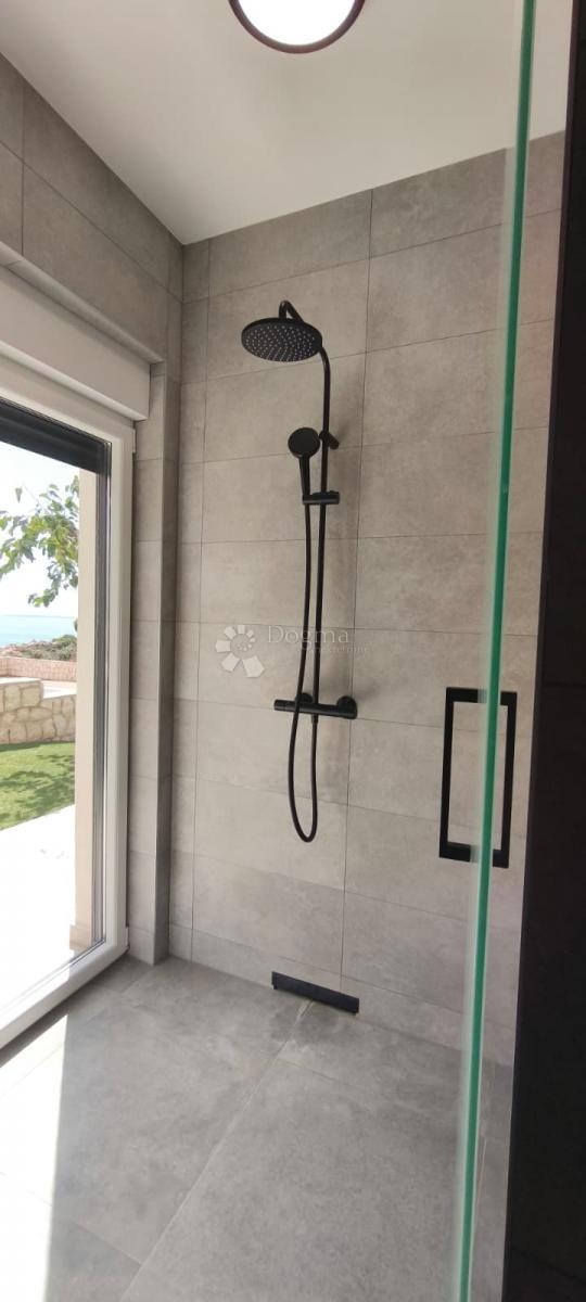 Casa Novalja, 238,96m2