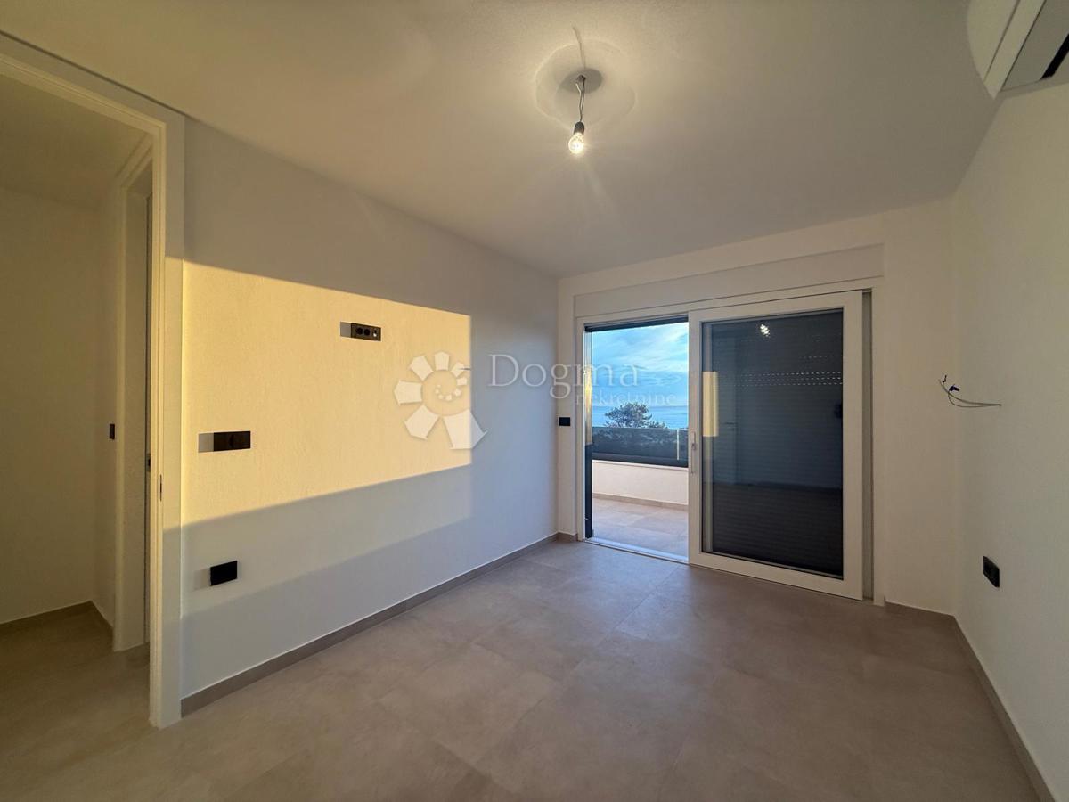 Casa Novalja, 238,96m2