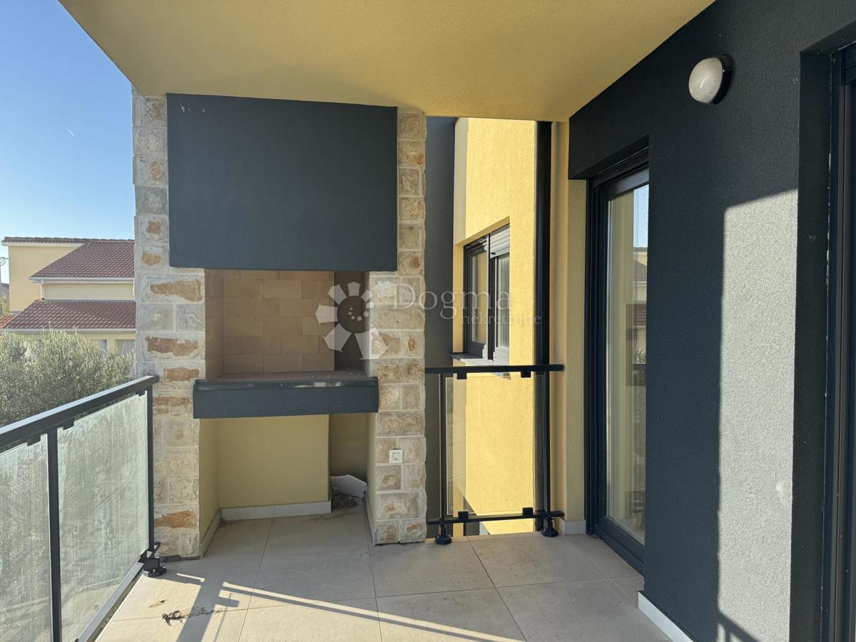 Allogio Maslenica, Jasenice, 72m2