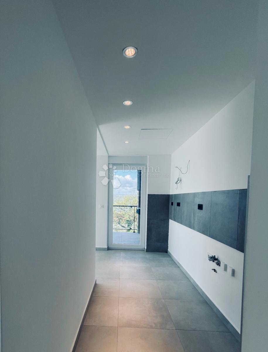 Allogio Maslenica, Jasenice, 72m2