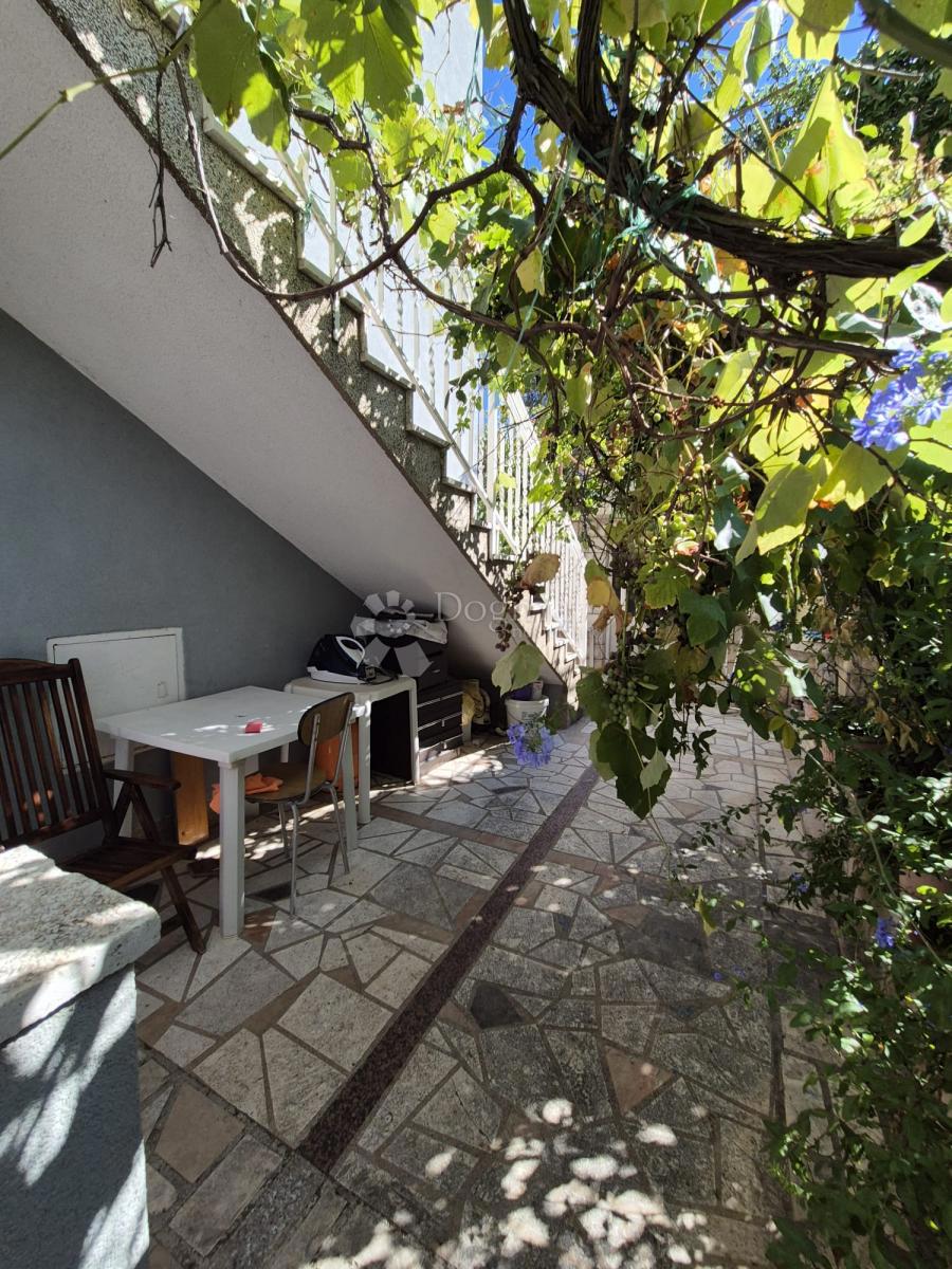 Casa Mastrinka, Trogir - Okolica, 281m2