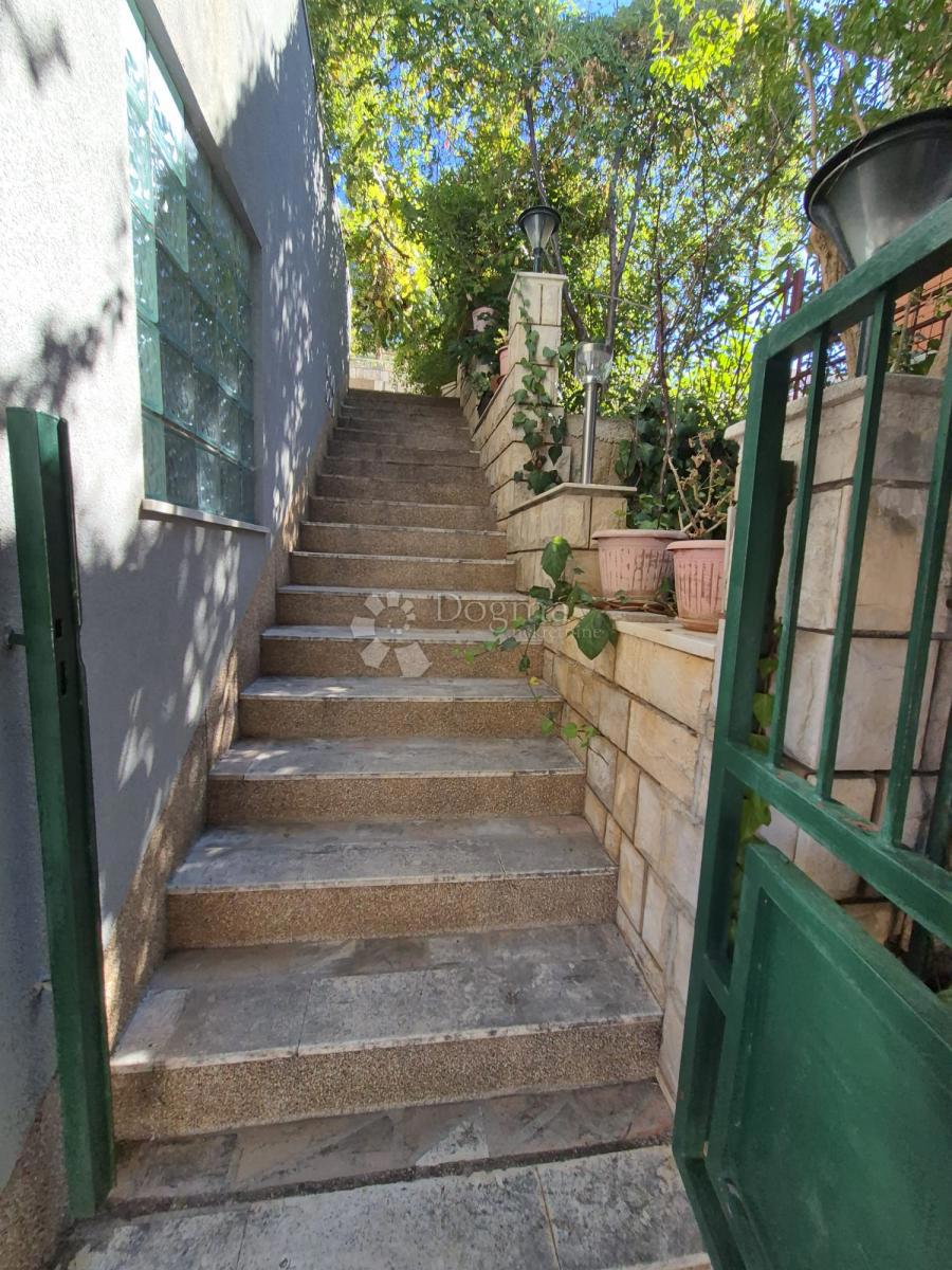 Casa Mastrinka, Trogir - Okolica, 281m2