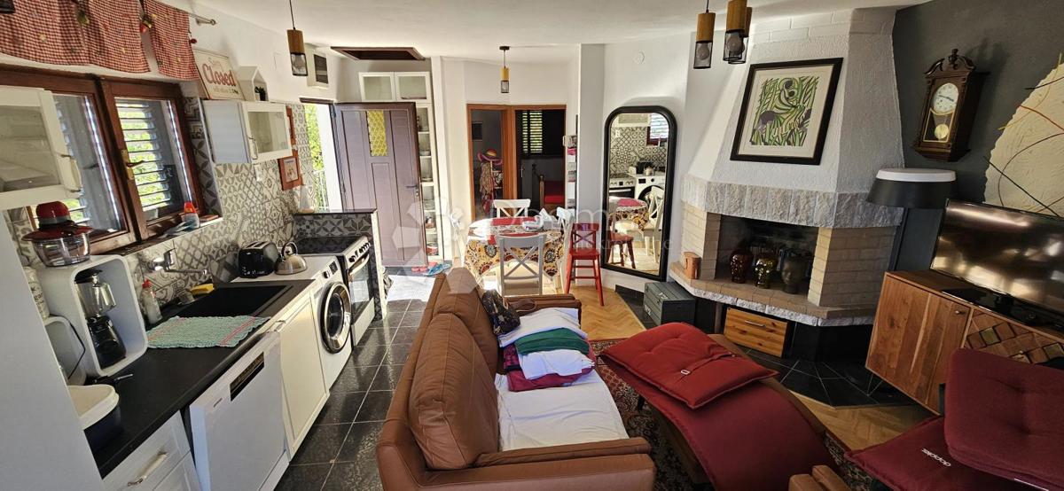 Allogio Miševac, Trogir, 70m2