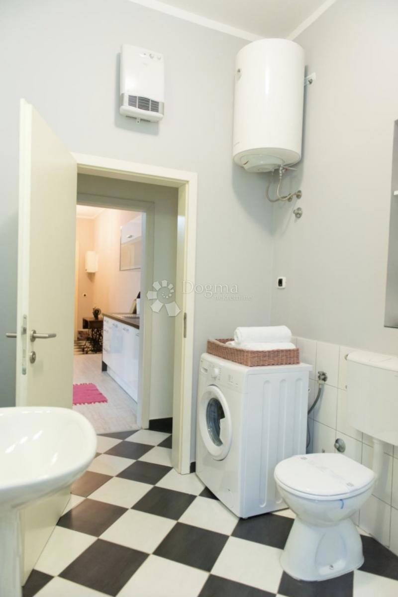 Allogio Centar, Rijeka, 99,60m2