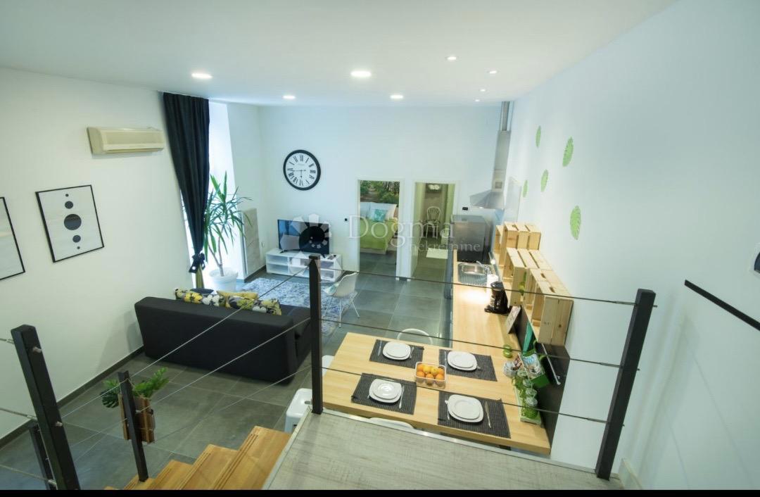 Allogio Centar, Rijeka, 99,60m2