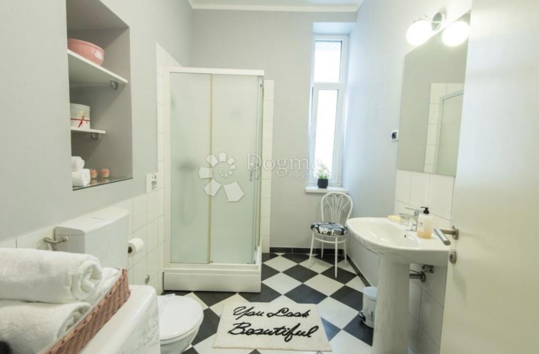 Allogio Centar, Rijeka, 99,60m2