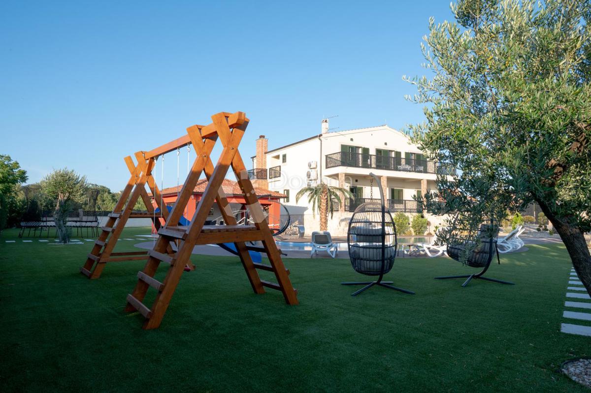 Casa Visočane, Poličnik, 263m2