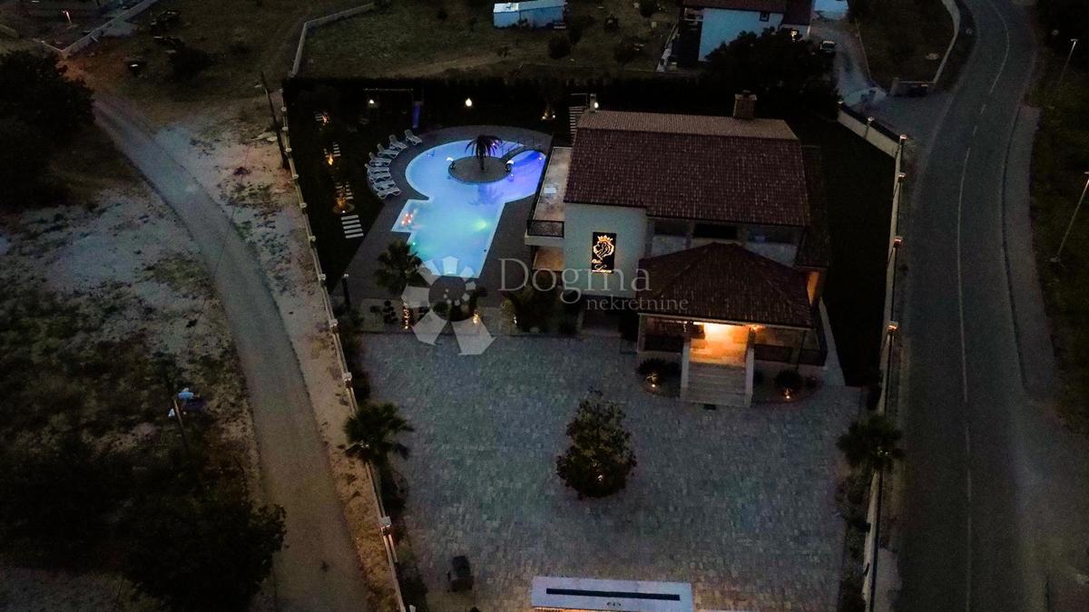 Casa Visočane, Poličnik, 263m2