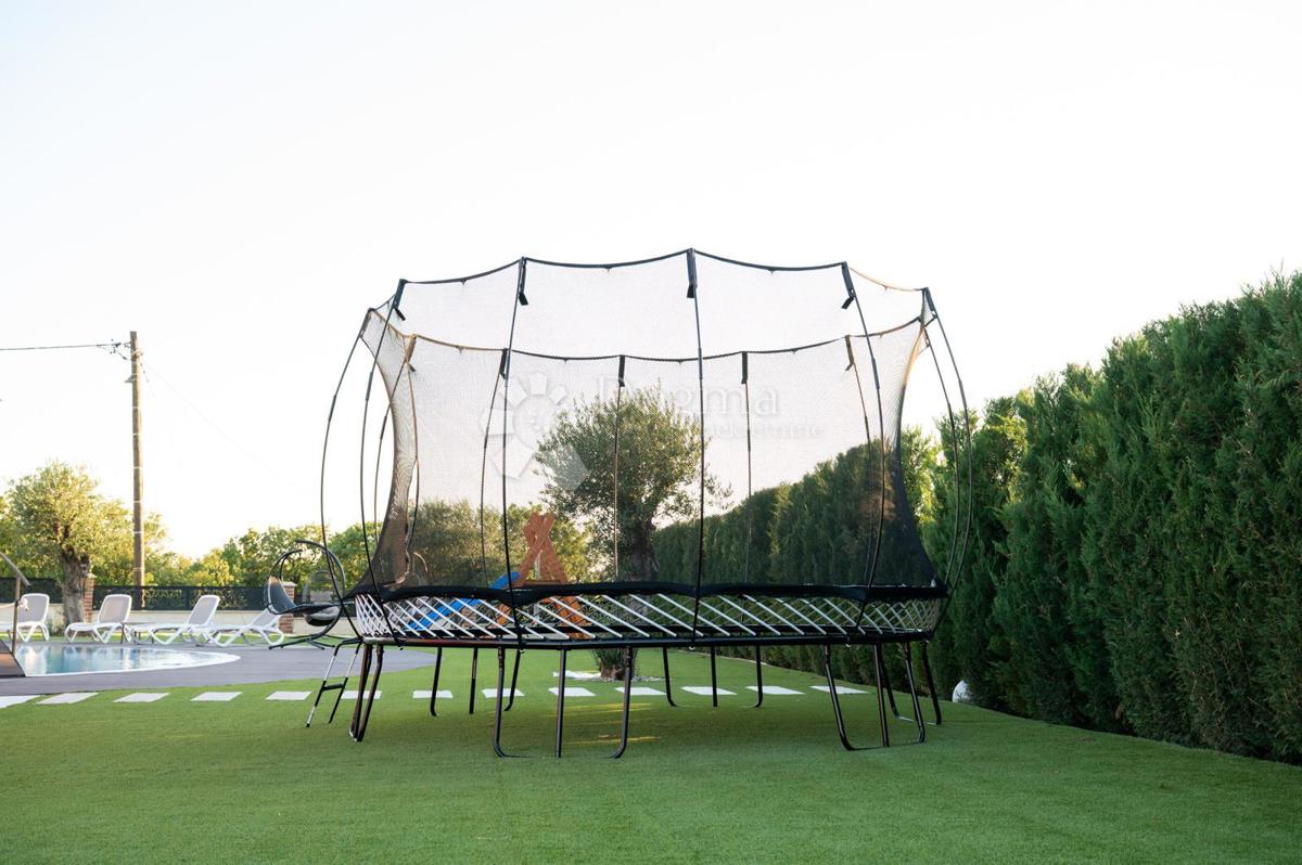 Casa Visočane, Poličnik, 263m2