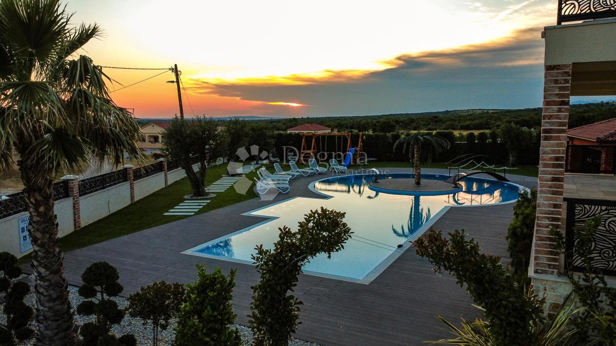 Casa Visočane, Poličnik, 263m2