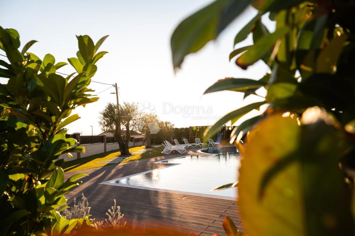 Casa Visočane, Poličnik, 263m2