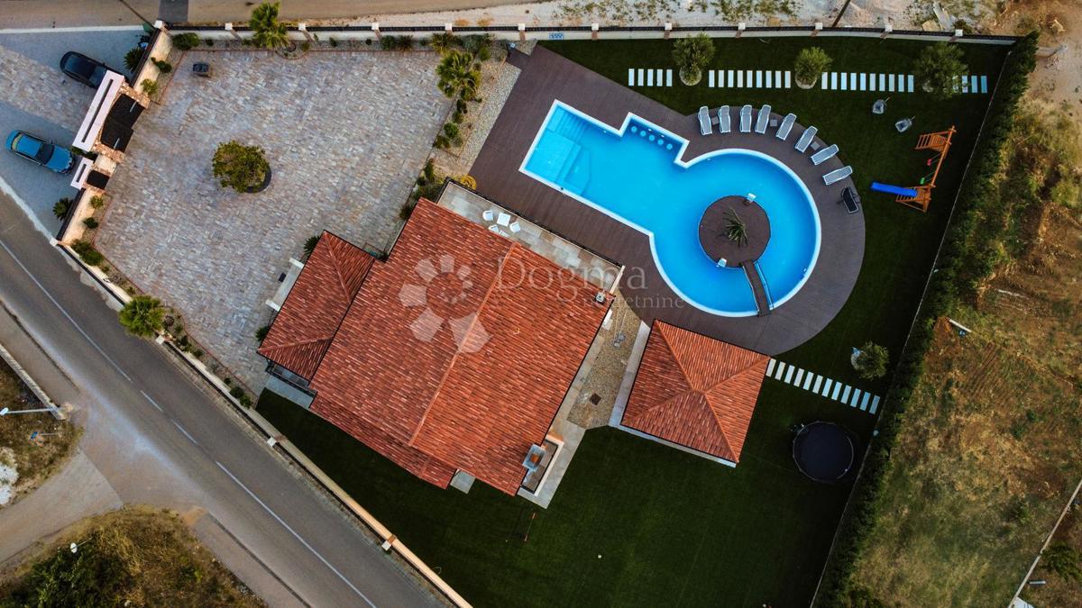 Casa Visočane, Poličnik, 263m2