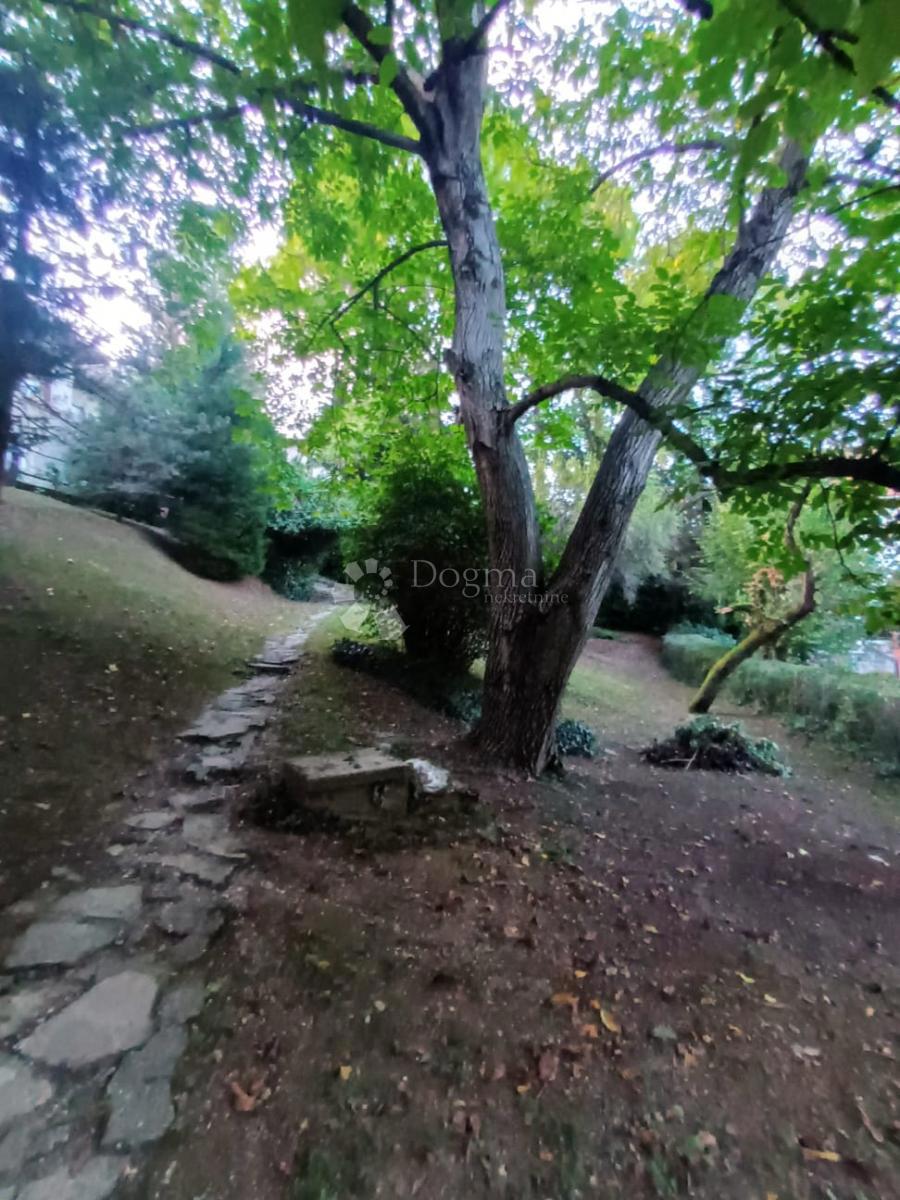 Casa Britanac, Gornji Grad - Medveščak, 350m2