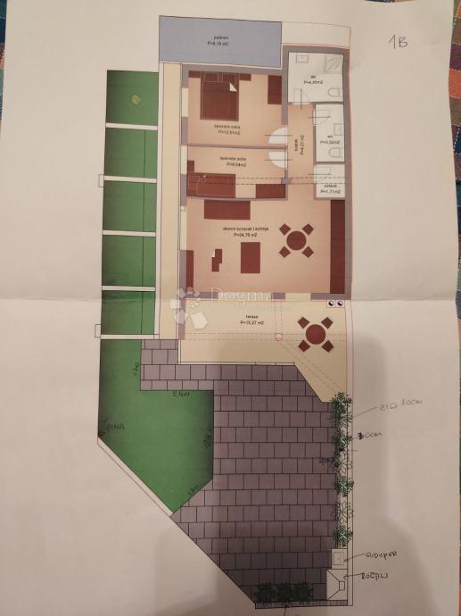 In vendita appartamento con due camere e vista mare – Brodarica, Sebenico