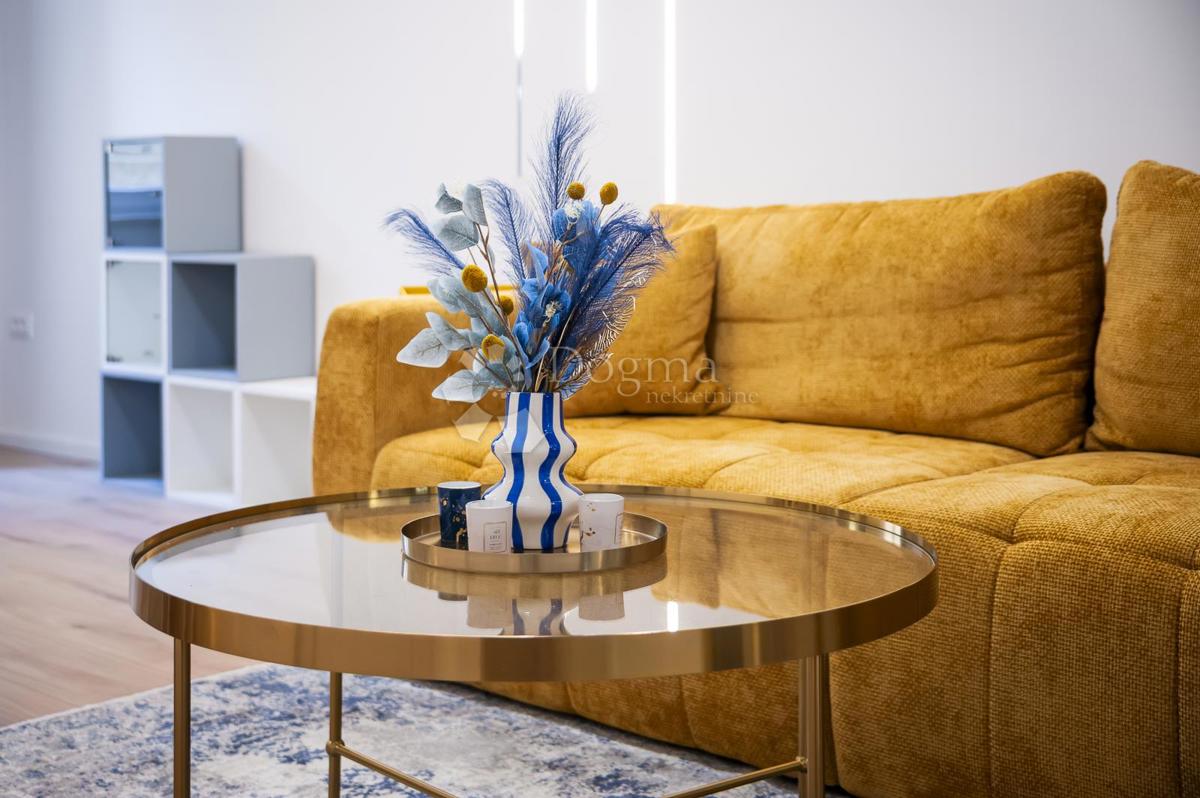 BELLISSIMO APPARTAMENTO NEL CENTRO DI ROVIGNO