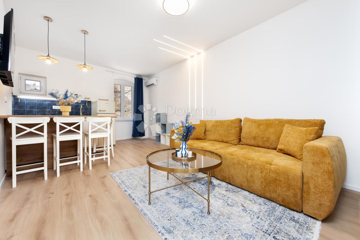 BELLISSIMO APPARTAMENTO NEL CENTRO DI ROVIGNO