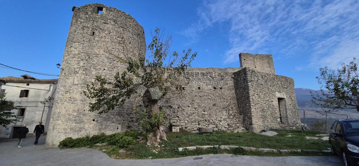 Casa Boljun, Lupoglav, 120m2