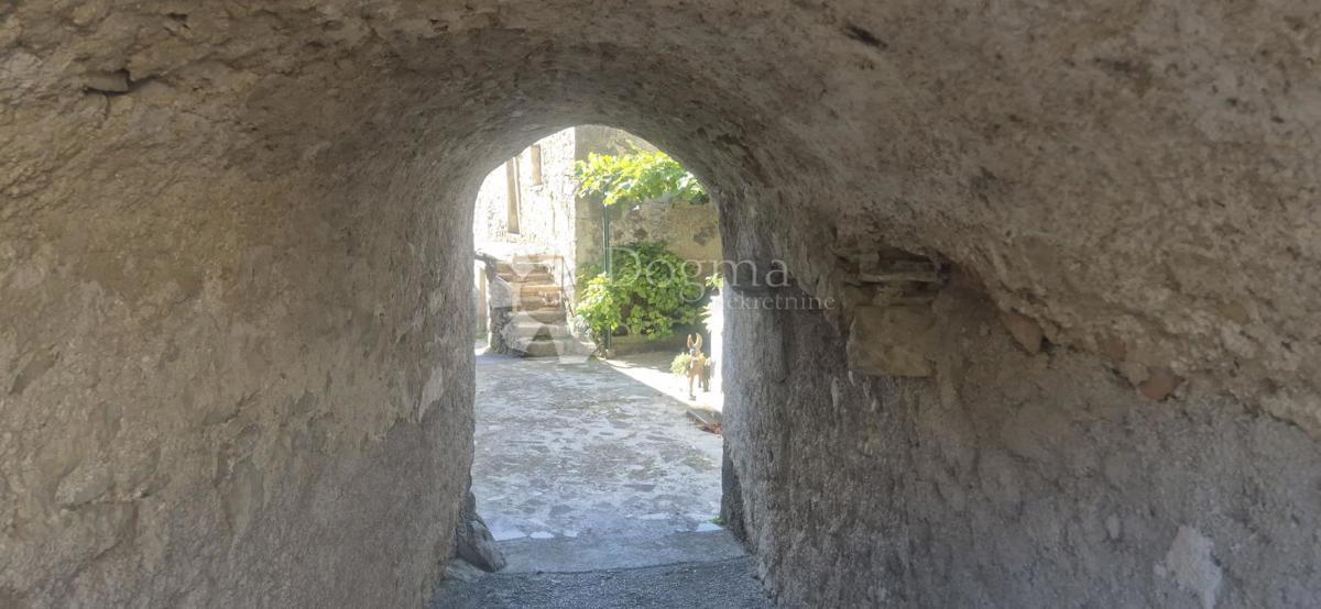 Casa Boljun, Lupoglav, 120m2