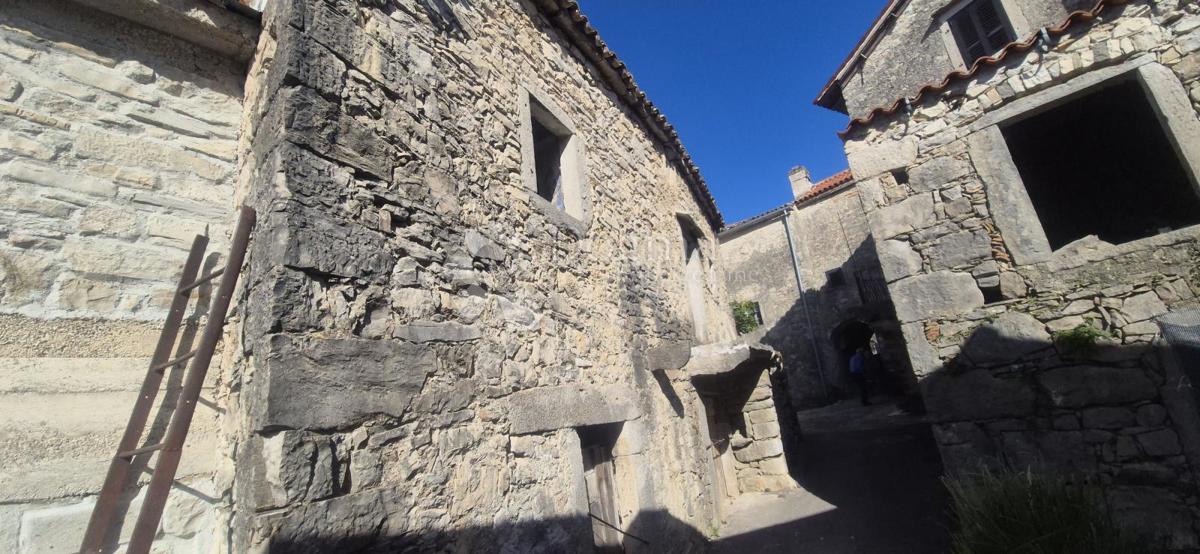 Casa Boljun, Lupoglav, 120m2