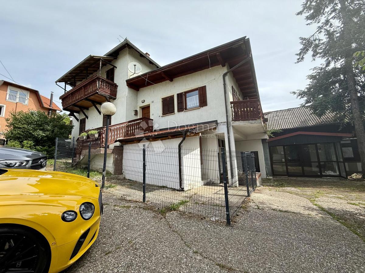 Casa Gračani, Podsljeme, 650m2