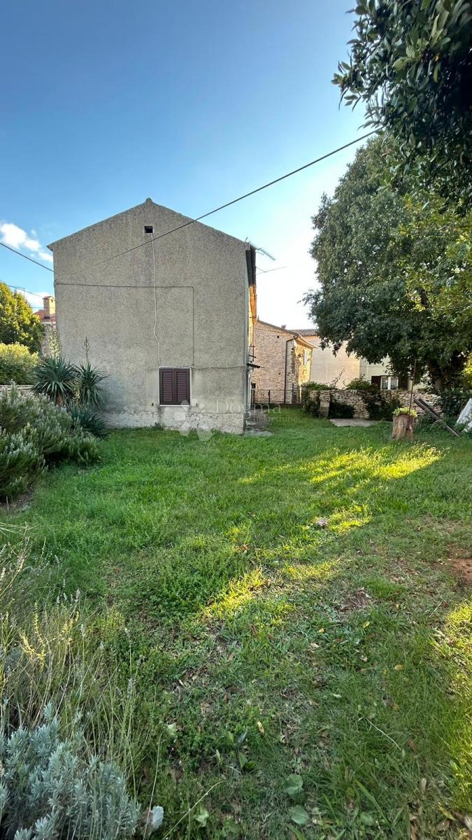 CASA SEMINDIPENDENTE CON GIARDINO - Šišan