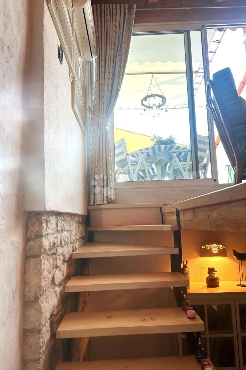 ROVIGNO – fantastico appartamento duplex con vista