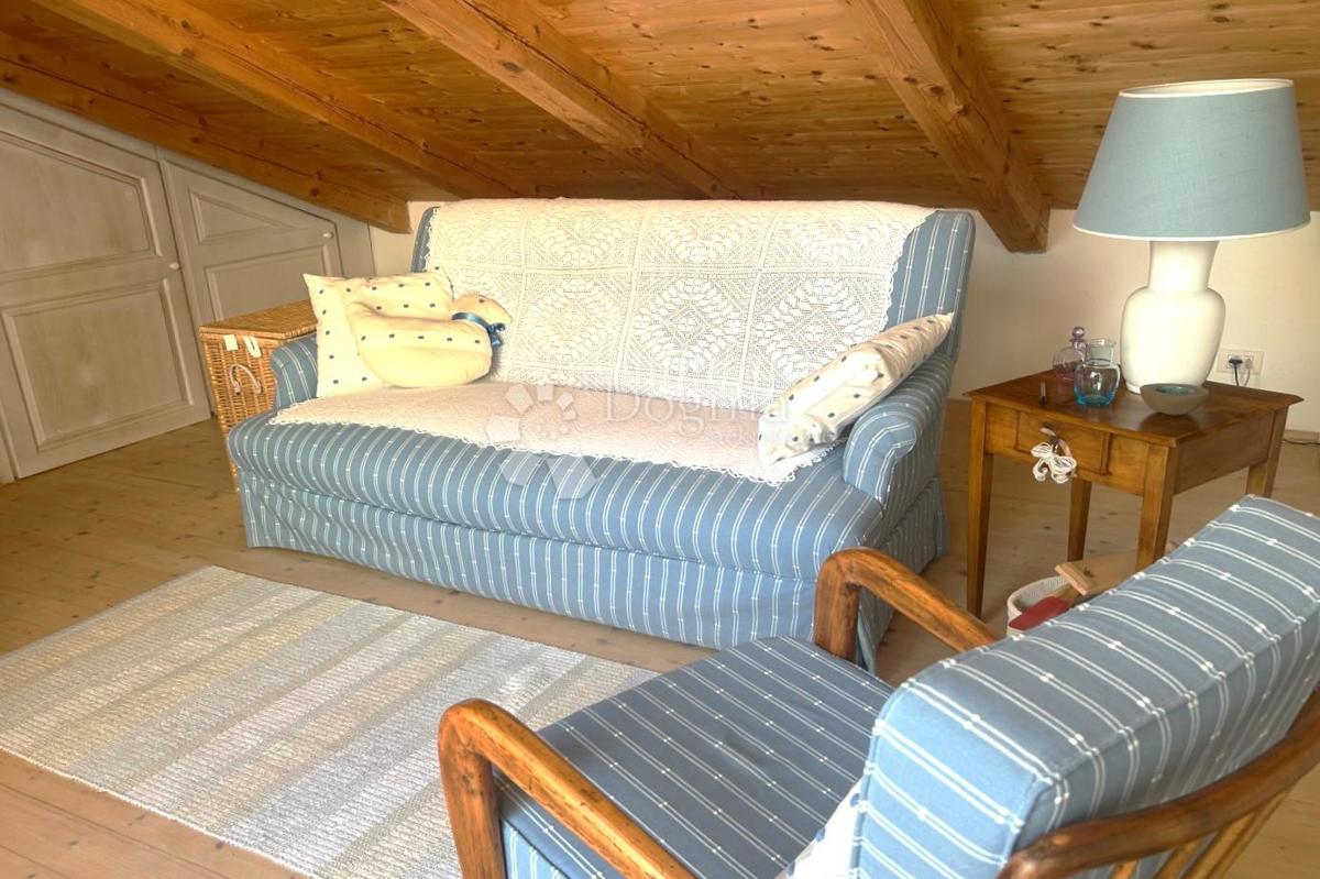 ROVIGNO – fantastico appartamento duplex con vista