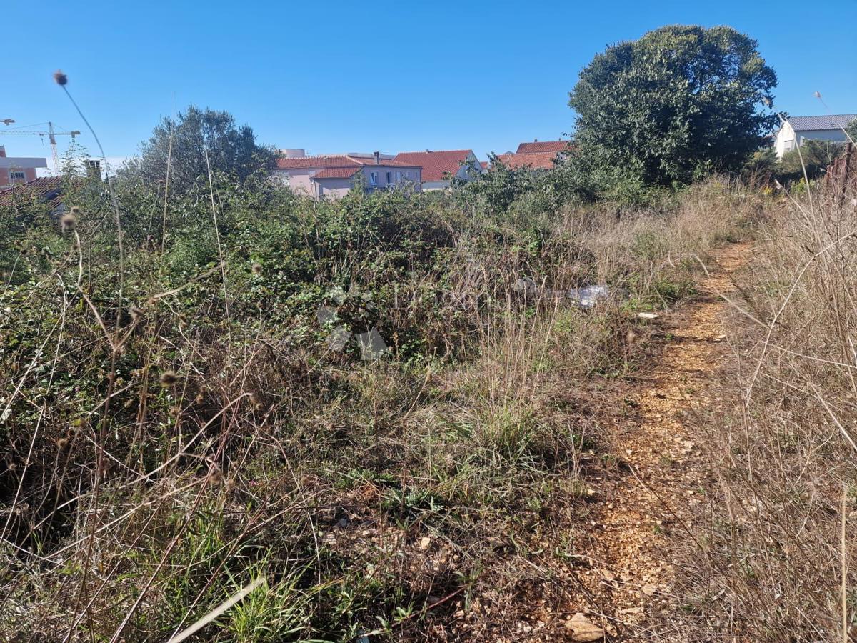 Bili brig - 1427 m2 per 3 unità abitative