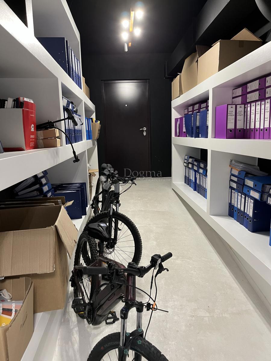 Locale commerciale Malešnica, Stenjevec, 62,09m2