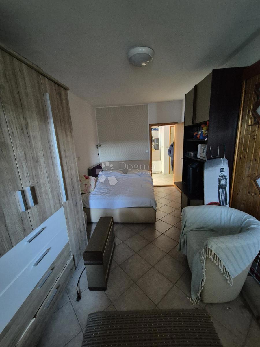 Casa Novi Vinodolski, 219m2