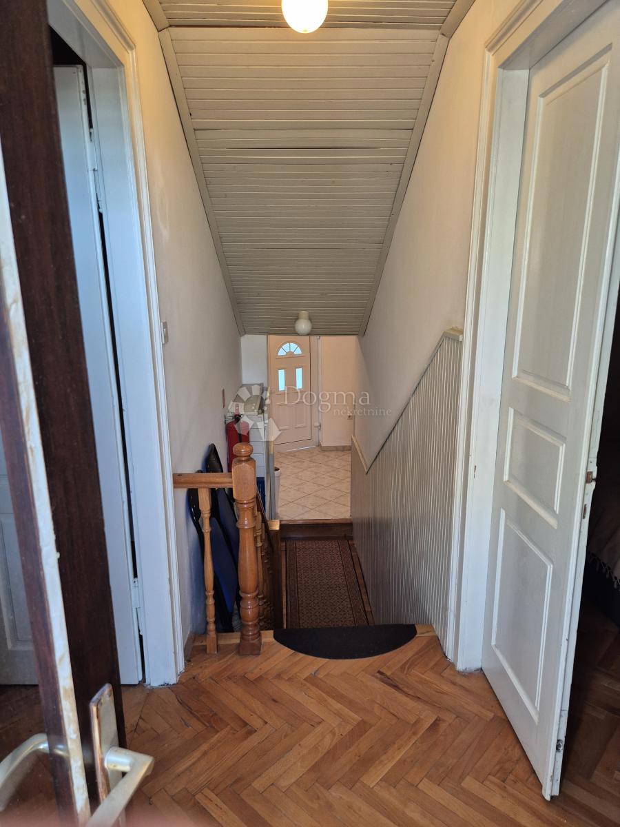 Casa Novi Vinodolski, 219m2