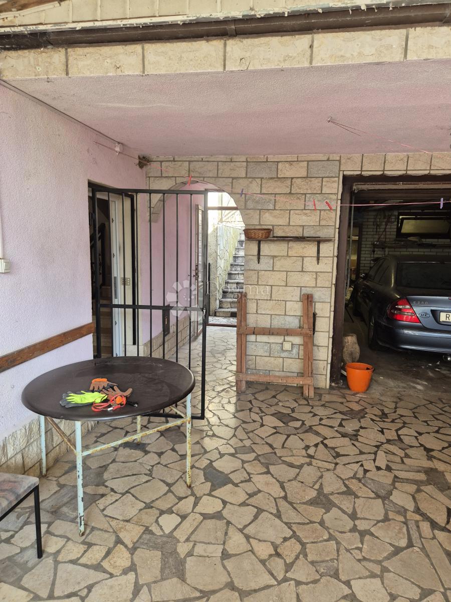 Casa Novi Vinodolski, 489m2