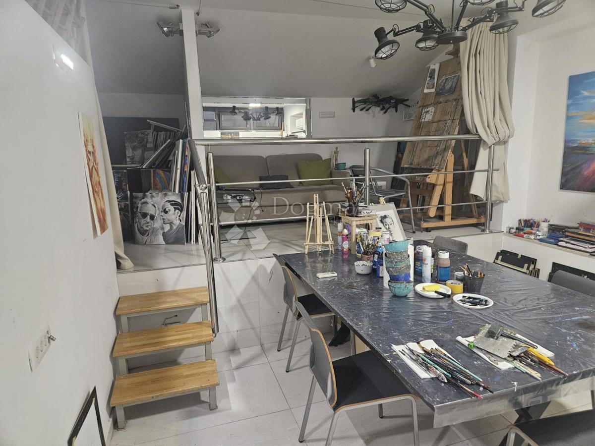 Locale commerciale Dobri, Split, 35m2