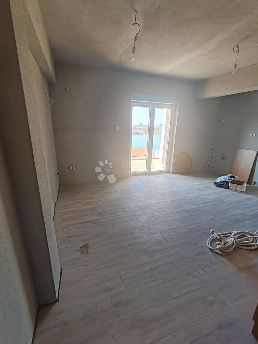 Casa Brodarica, Šibenik - Okolica, 390m2