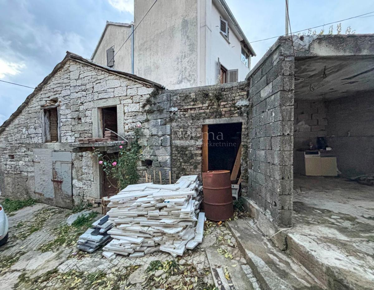 Casa Trviž, Pazin - Okolica, 250m2