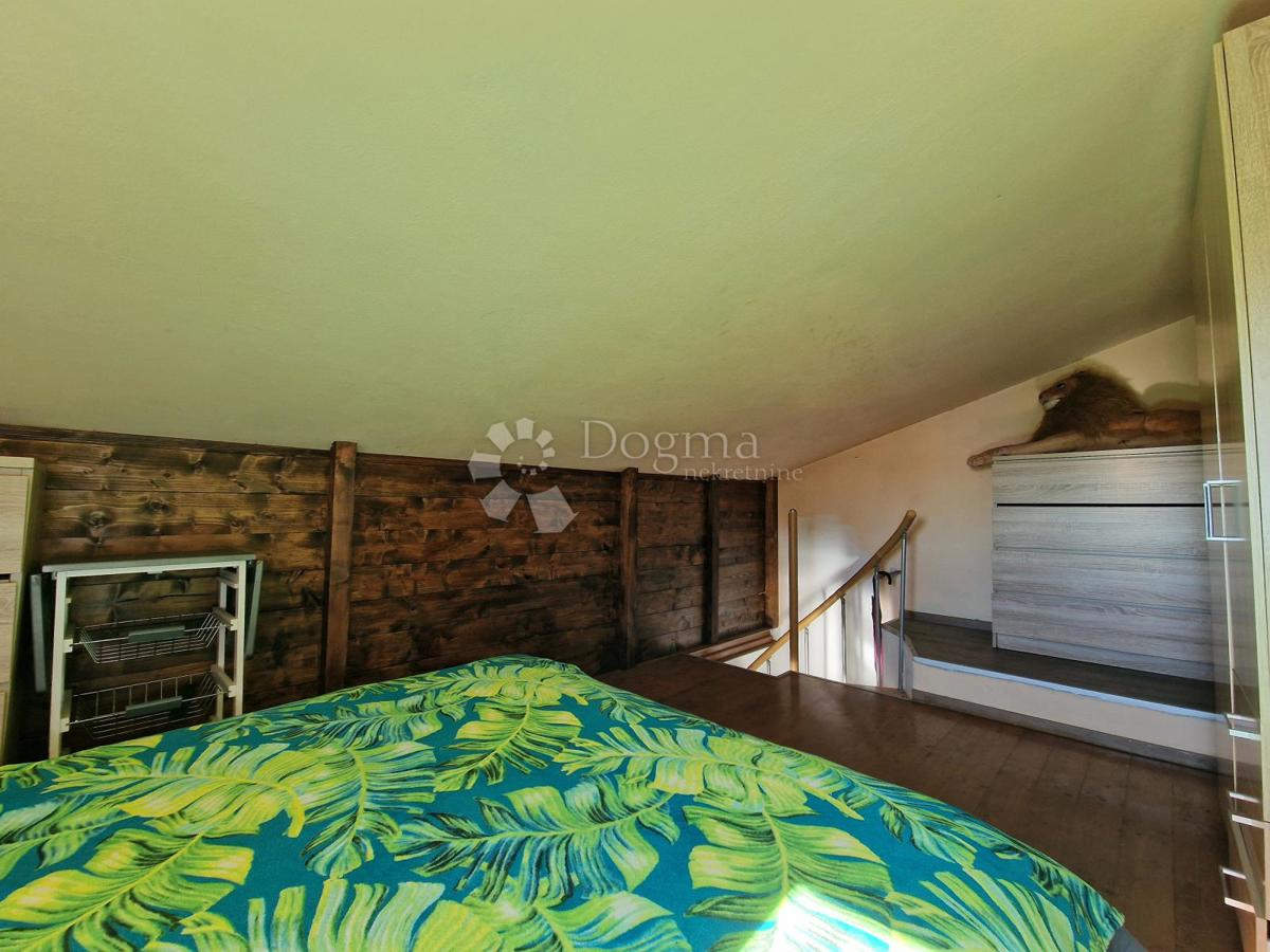 Esclusivo! Grazioso appartamento con galleria a 5 km dal mare