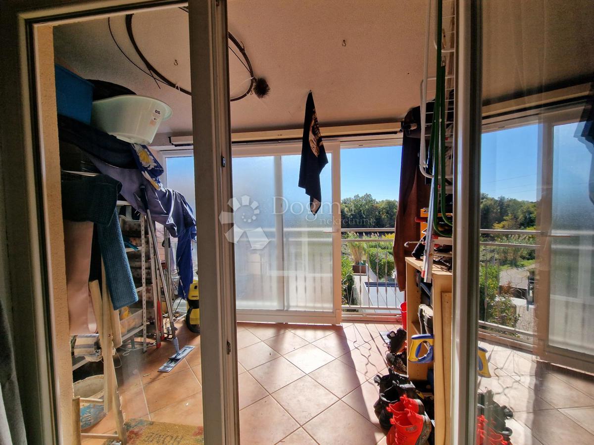 Esclusivo! Grazioso appartamento con galleria a 5 km dal mare