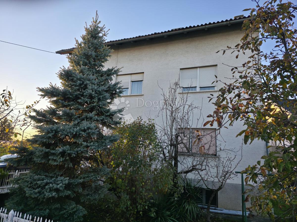Casa Hrašće Turopoljsko, Novi Zagreb - Zapad, 329m2