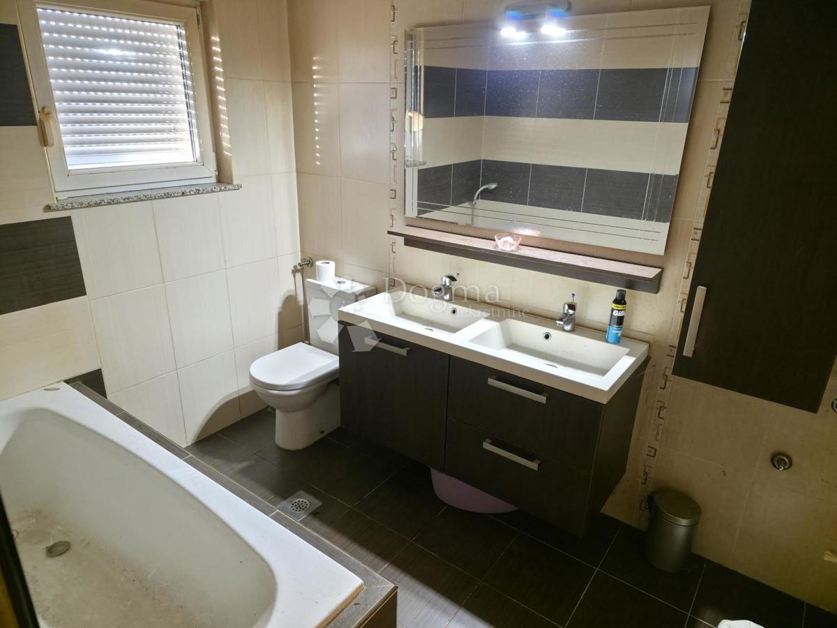 Casa Hrašće Turopoljsko, Novi Zagreb - Zapad, 329m2