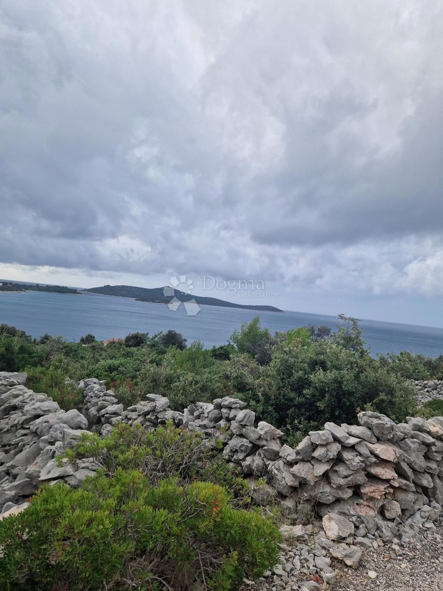 Terreno agricolo Vinišće, Marina, 868m2