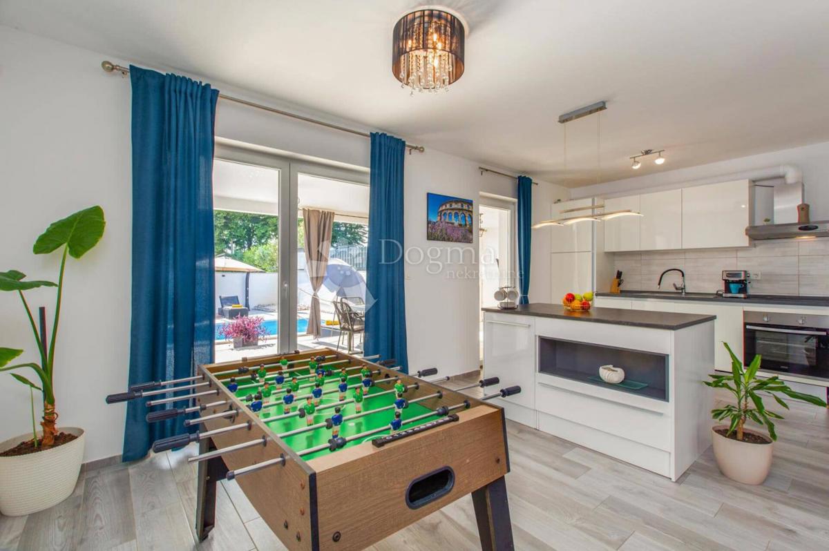 Casa Marčana, 150m2